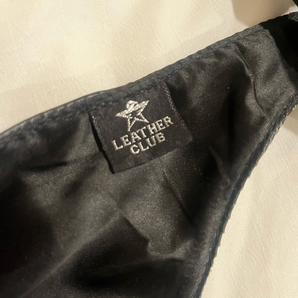 🖤SOLD🖤 Vintage Leather Club leather halter crop top with fringe and beads - Picture 5 of 6